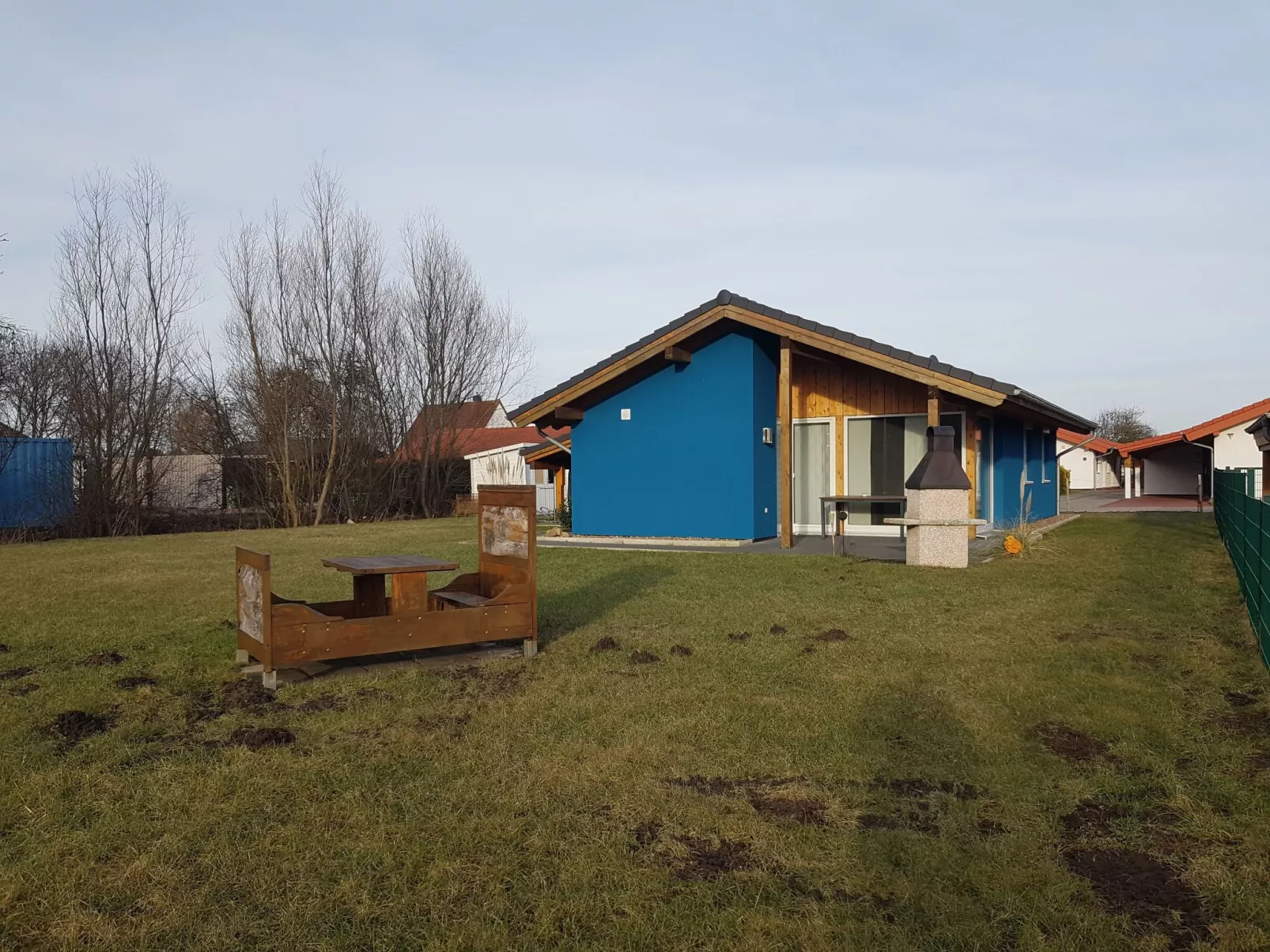 E21 Freistehendes Haus mit Garten und Deichblick-Buiten