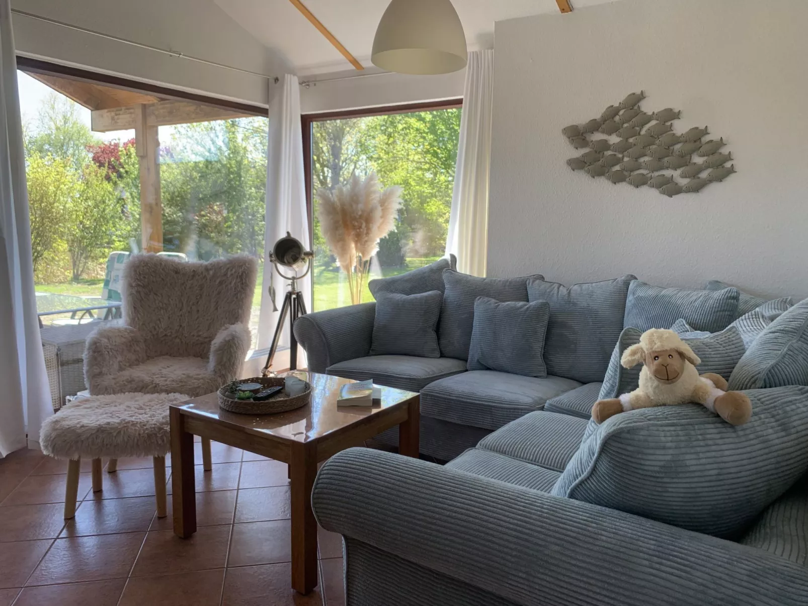 M1 Ferienhaus mit Garten, Terrasse und Carport-Binnen