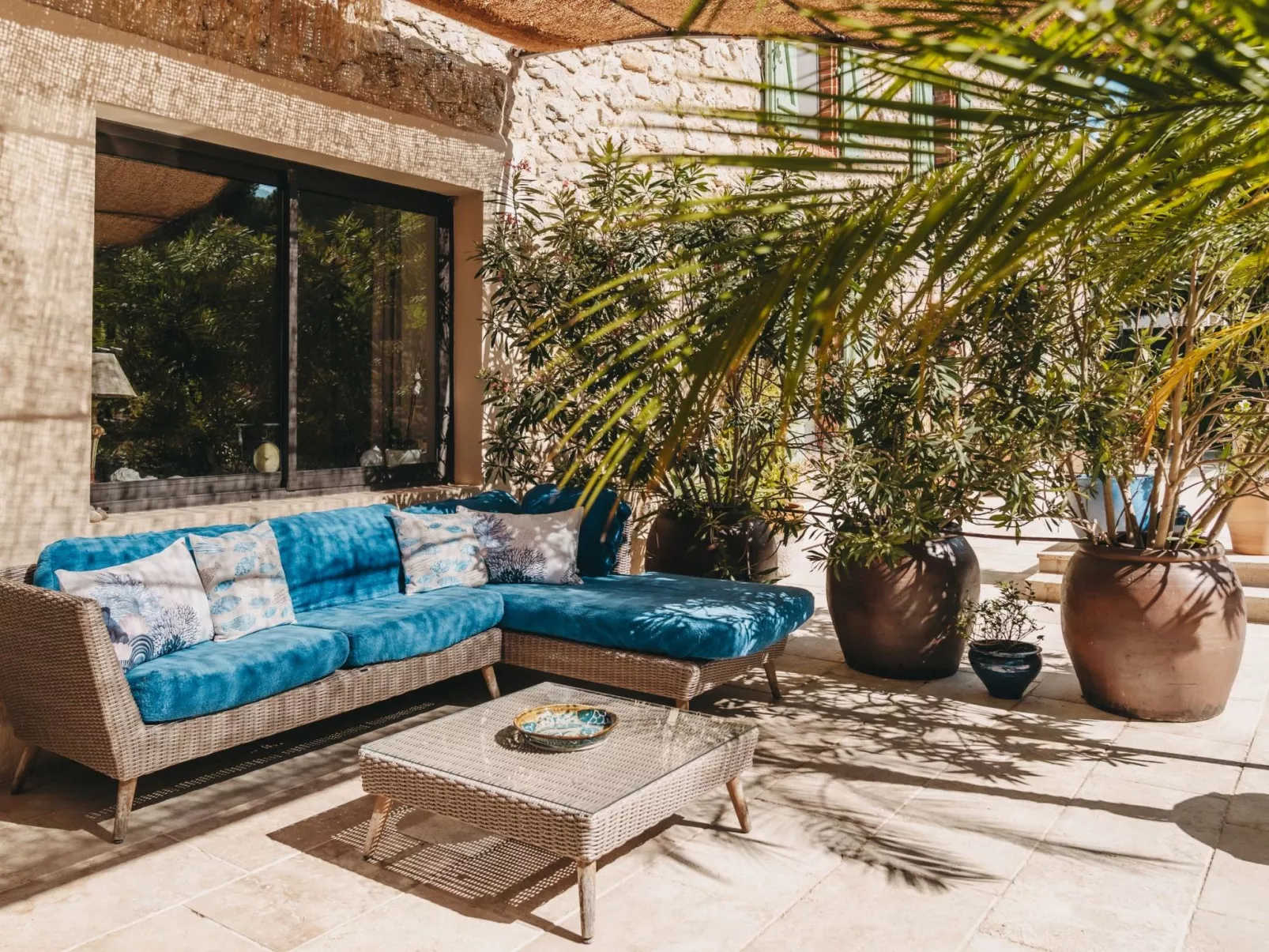 Charmante Ferienwohnung mit Terrasse und Pool-Image-tags.info