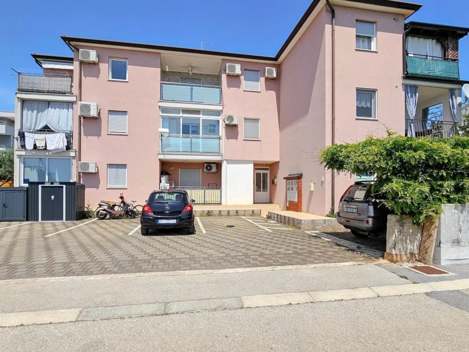 Wohnung "Ezia" mit Balkon-Buiten