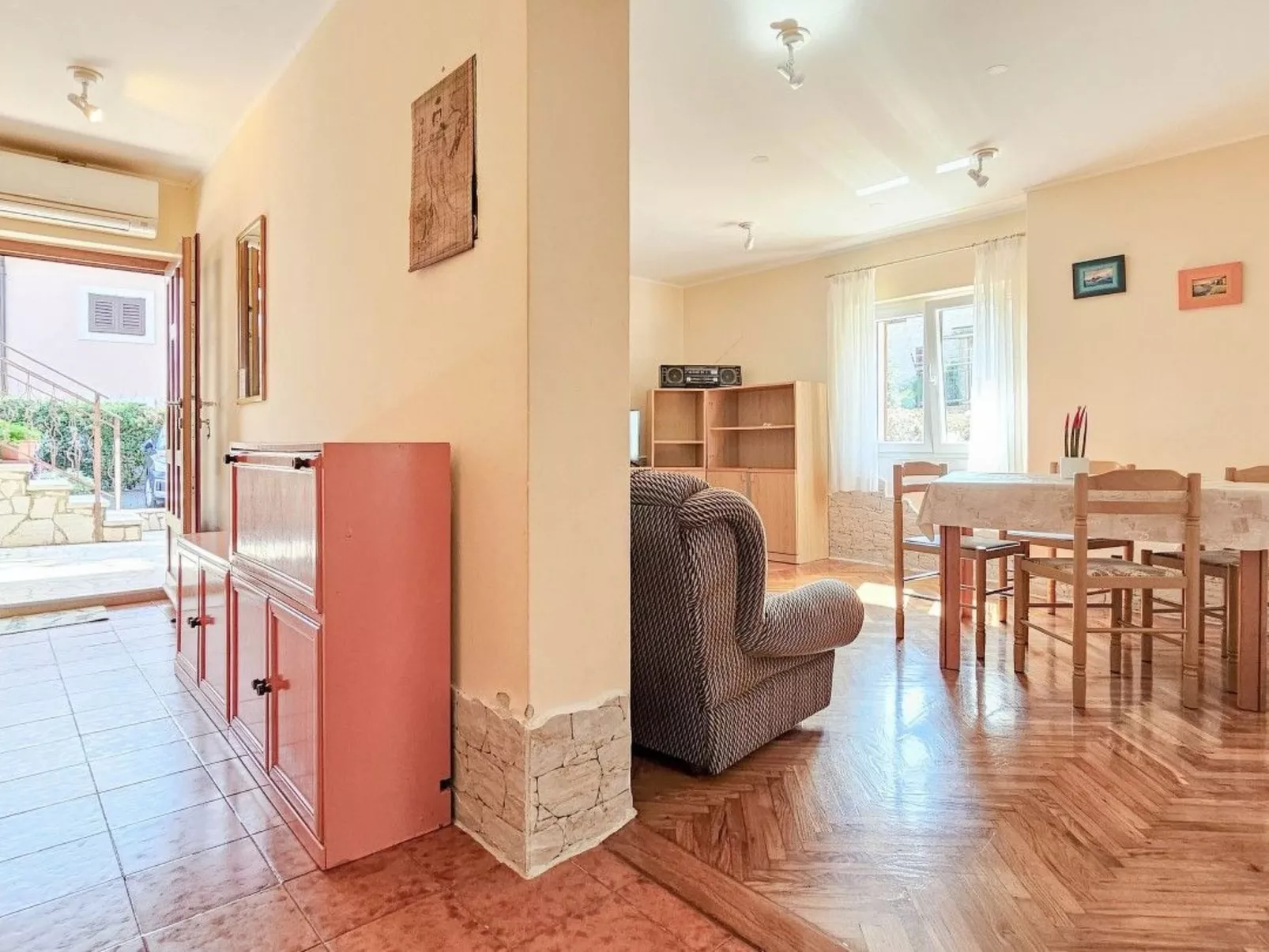 Wohnung in der Altstadt mit Terrasse und Parkplatz - Image-tags.info