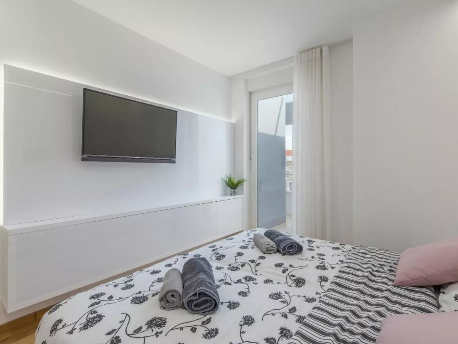 In Novigrad mit Whirlpool-Binnen