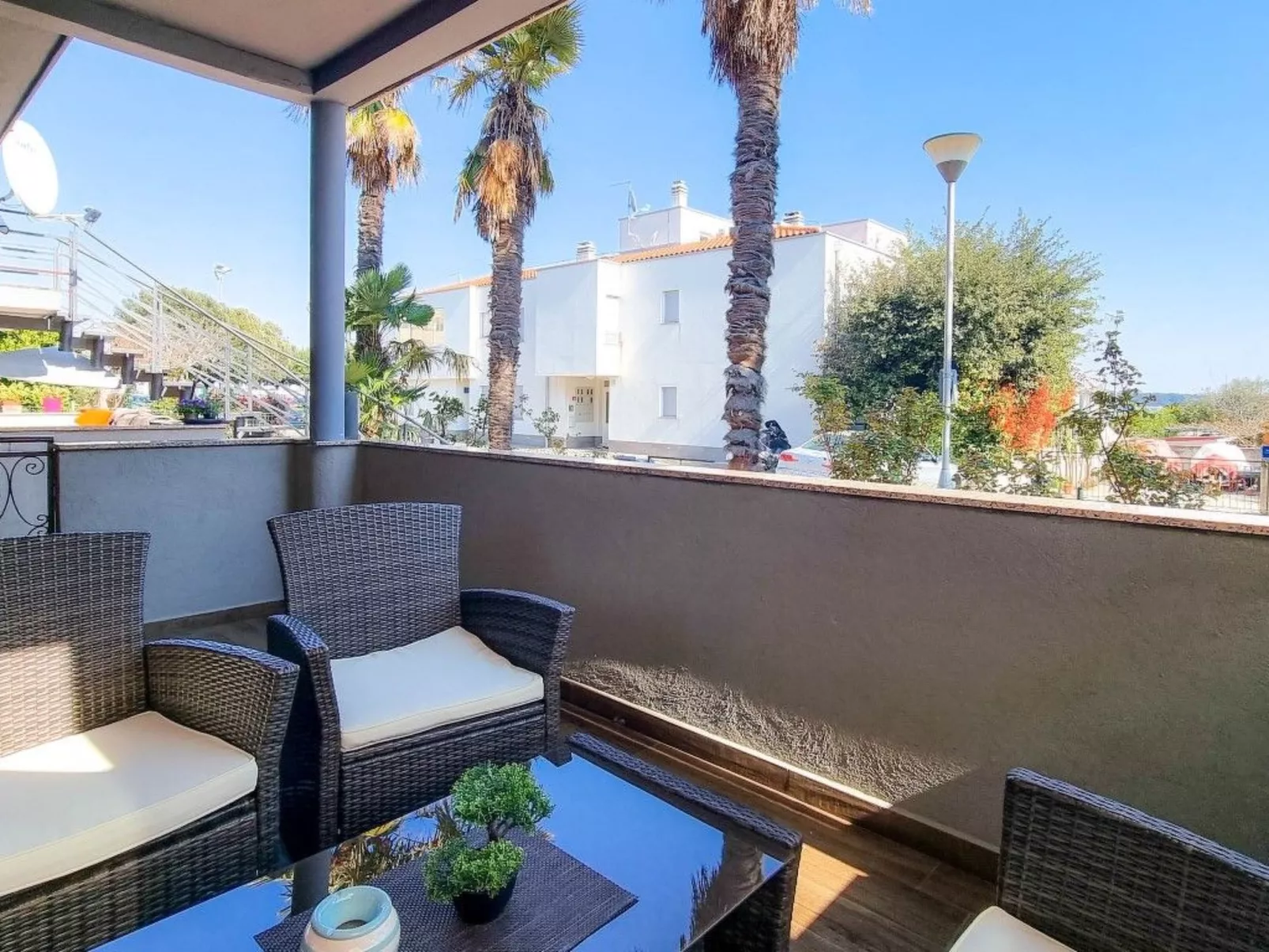 "Enio" direkt am Strand-Binnen