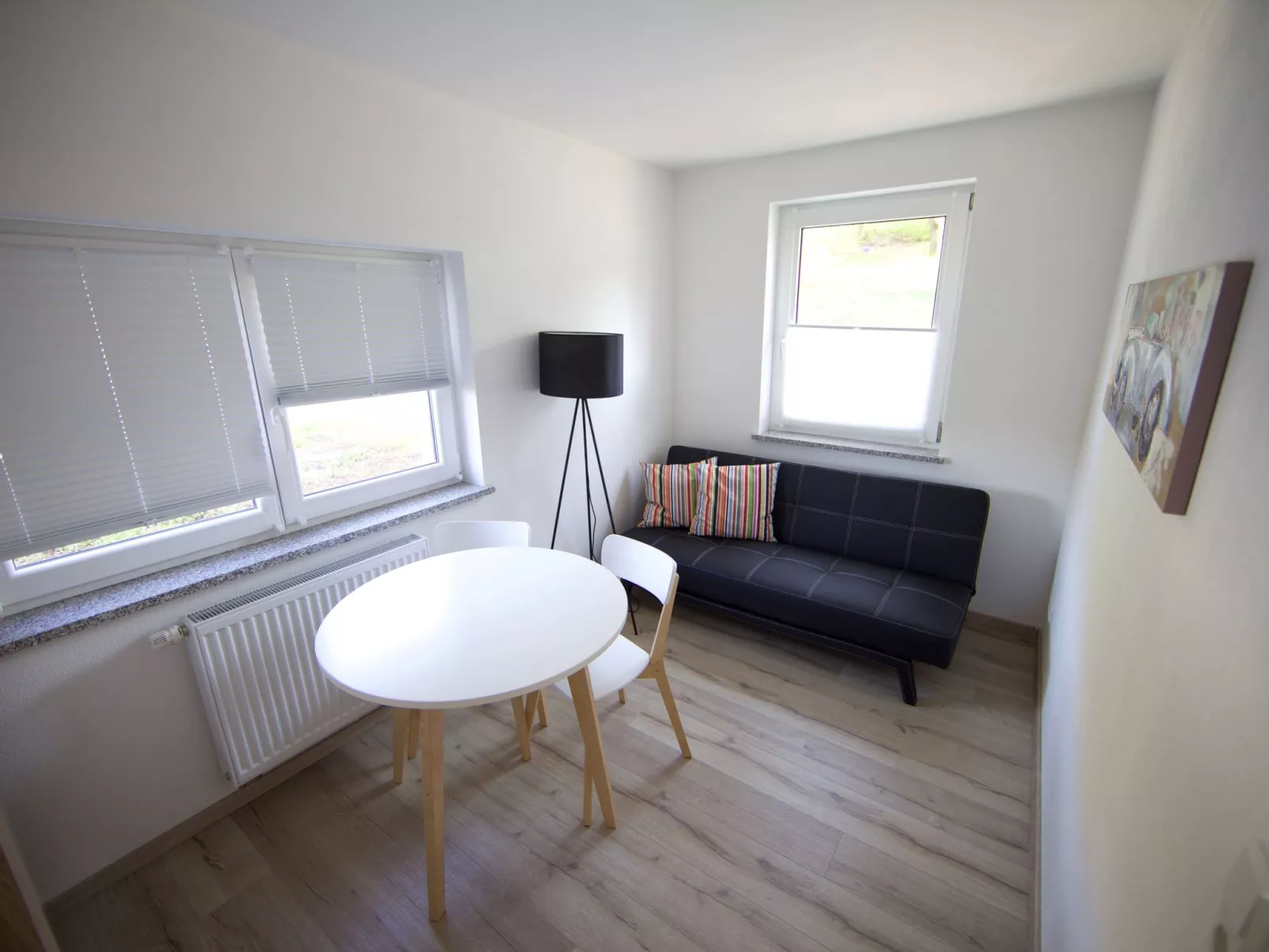 Helle und moderne Ferienwohnung mit Terrasse-Binnen