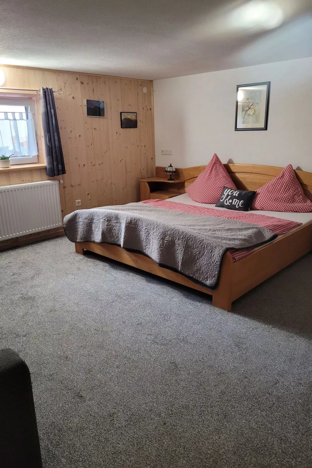 Bergwiese mit Balkon-Binnen