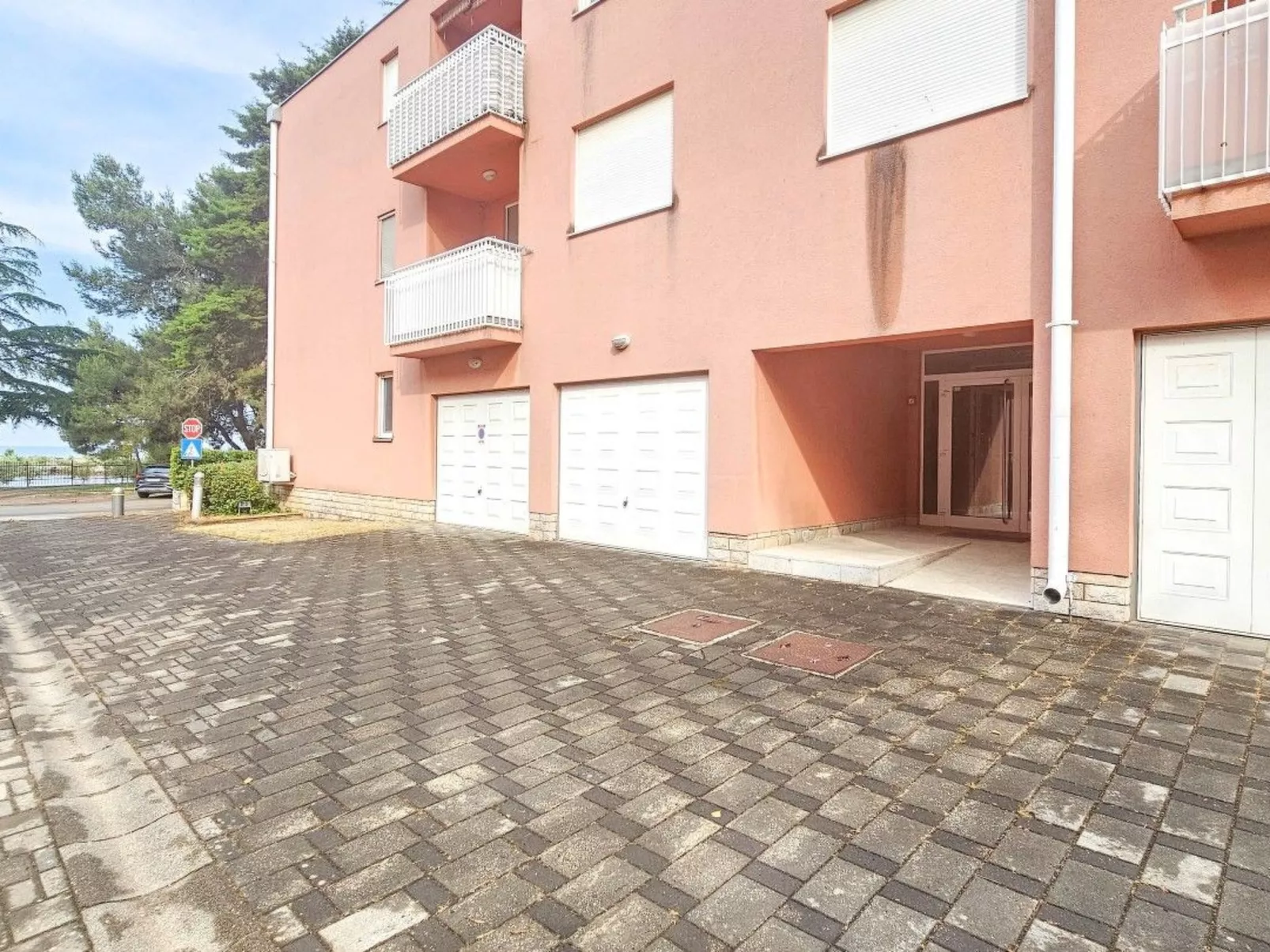 Wohnung "Senka" direkt am Strand-Buiten