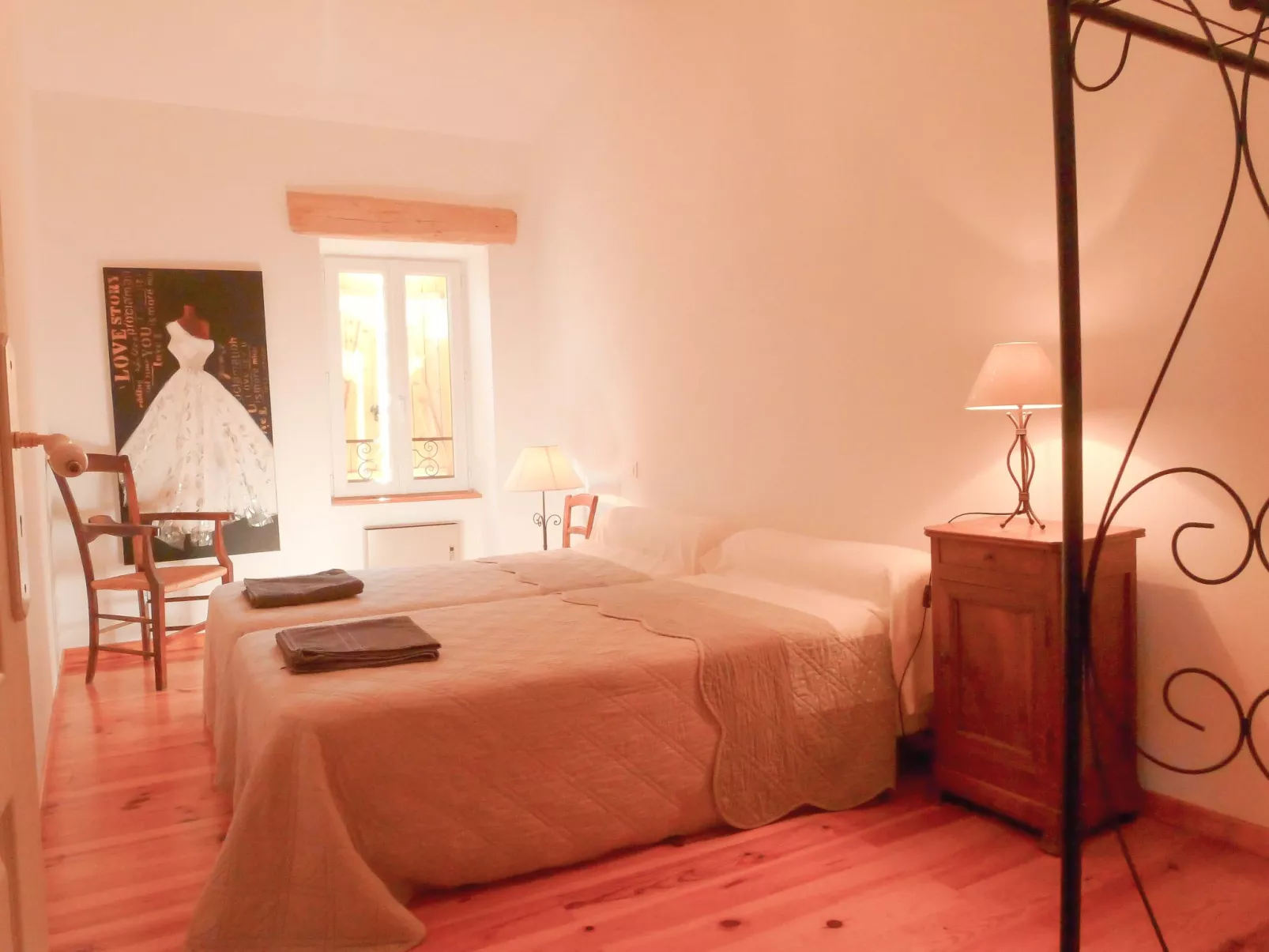 Mit eigenem Pool-Binnen