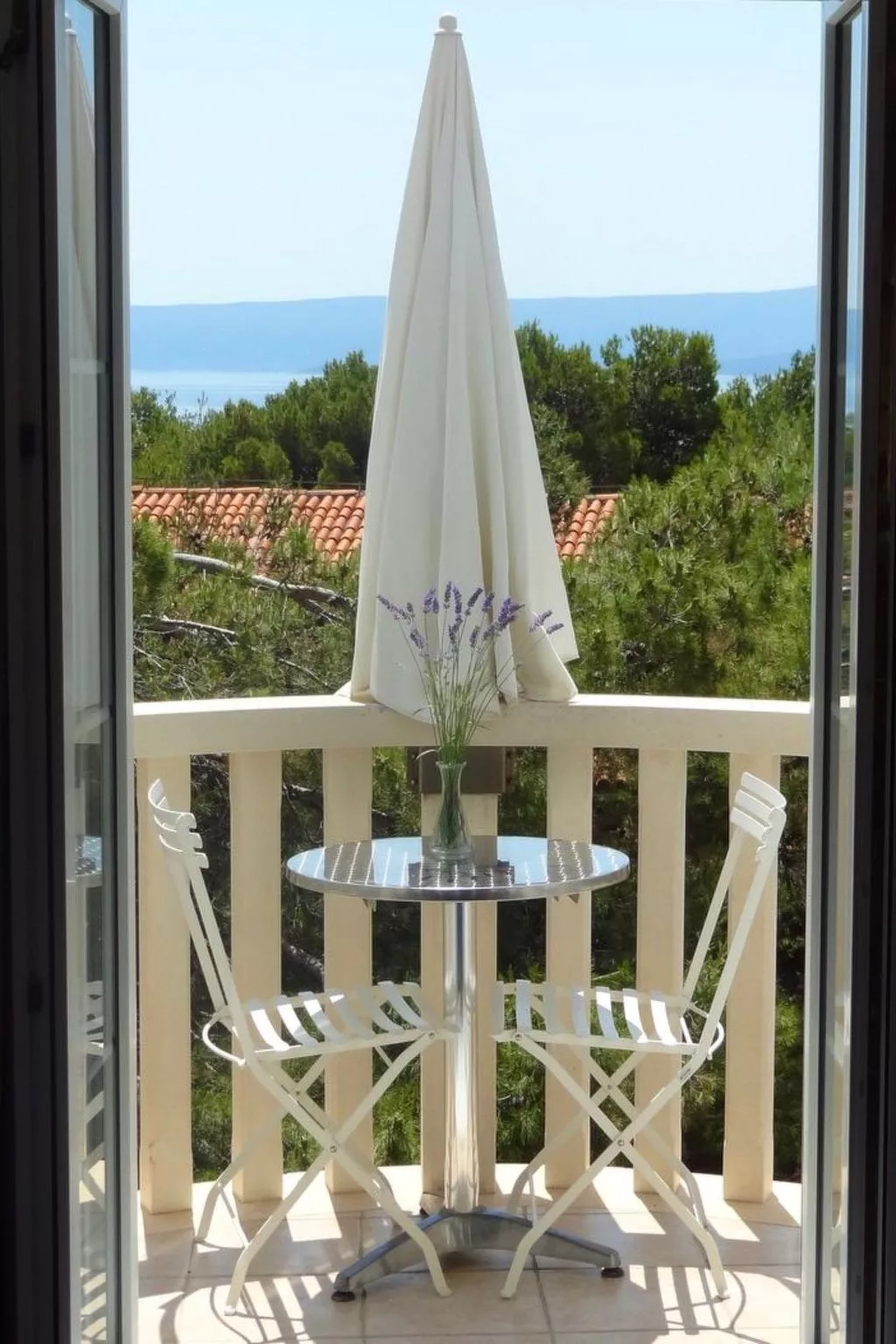 Wohnung in Bol - Buiten