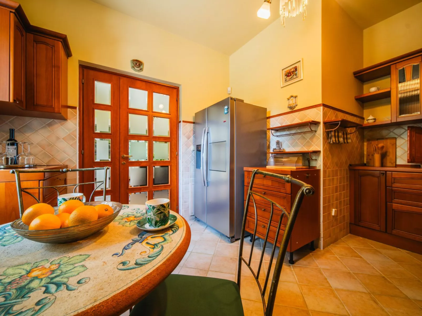 Traditionelles Steinhaus mit privatem beheiztem Pool-Binnen