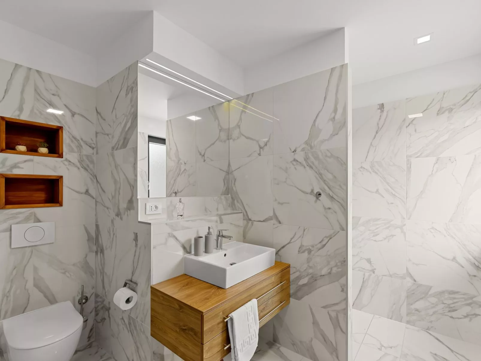 Villa Adria Blue-Image-tags.info