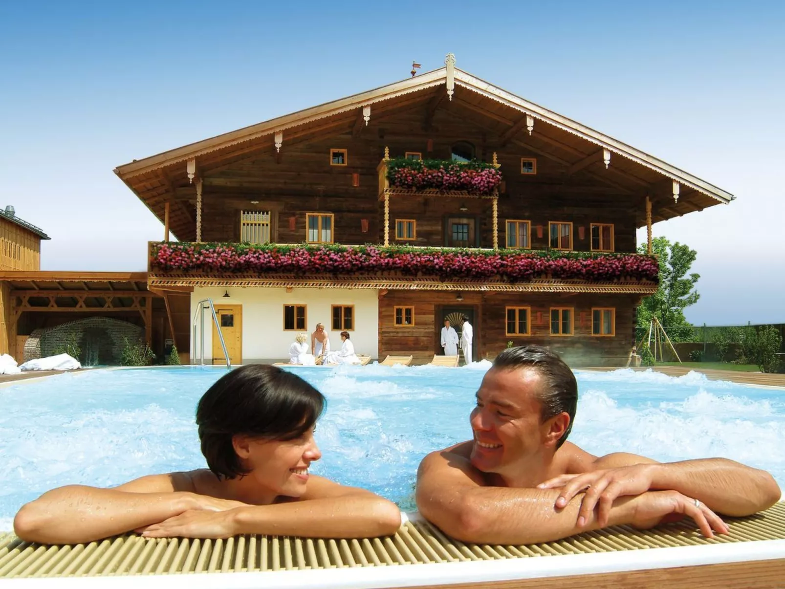 Herrliche Ferienwohnung mit Grill und Garten-Buiten