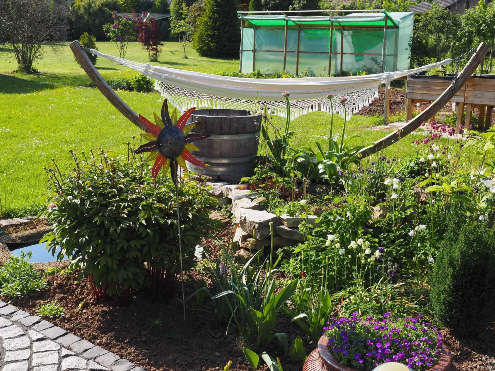 Hochwertige Ferienwohnung mit Terrasse und Garten-Buiten