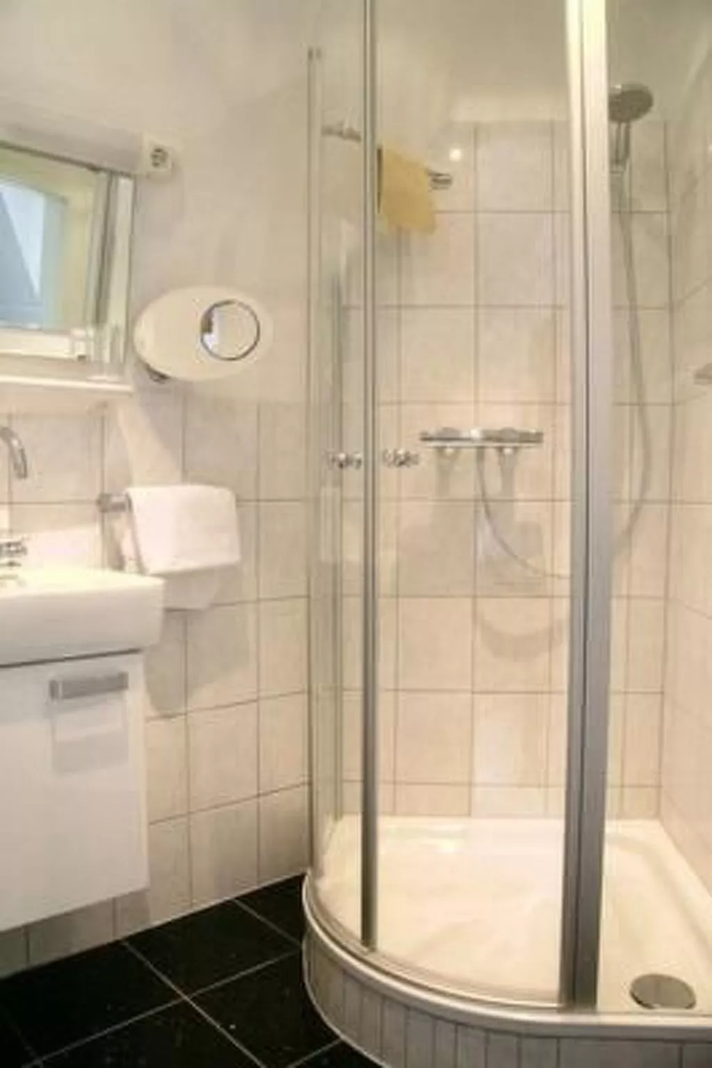 Goldbergvilla 7-9 P.-Binnen