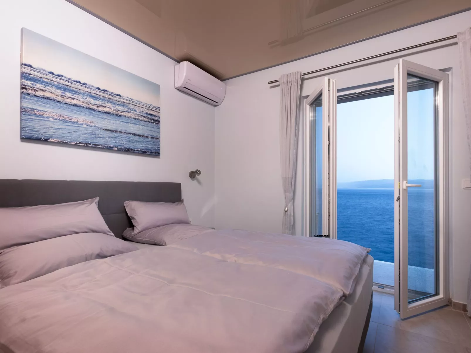 Villa am Strand - Privater beheizter Pool-Binnen