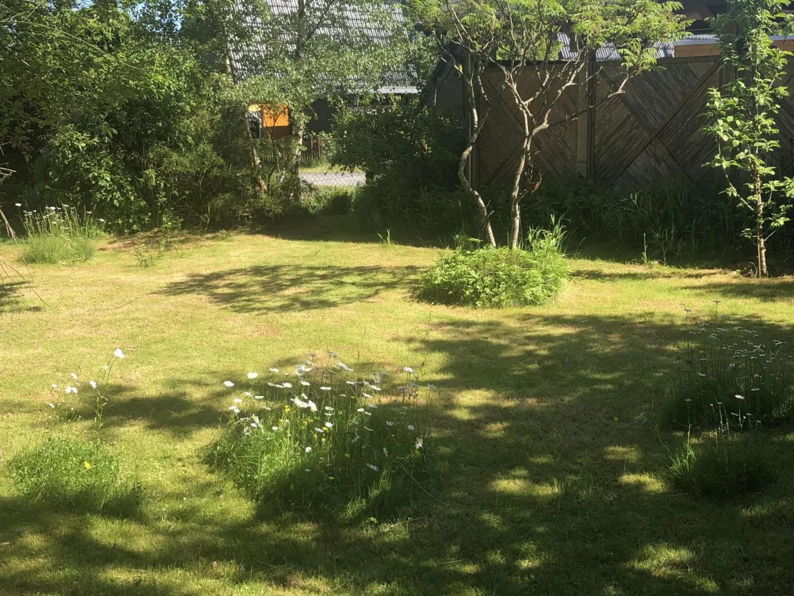 Eifelhäuschen Wald-Image-tags.info