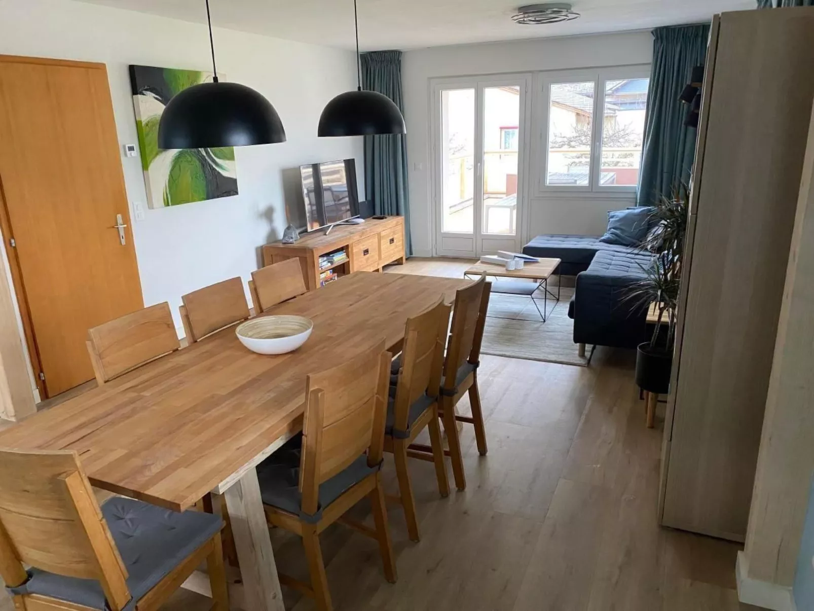 Spring Inn Apartment-Image-tags.info