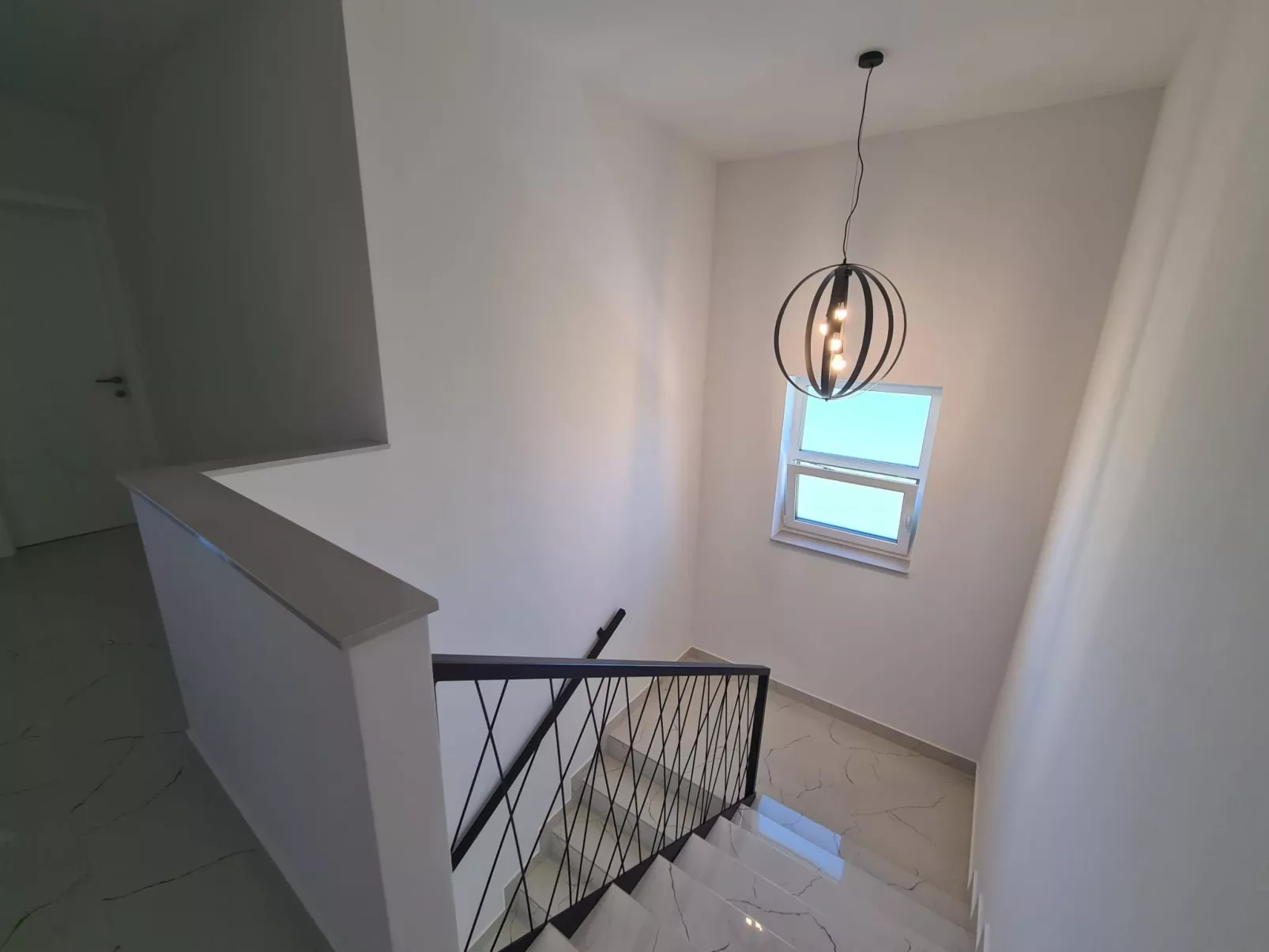 Neue Villa Angelo mit Sauna und beheiztem Pool-Buiten