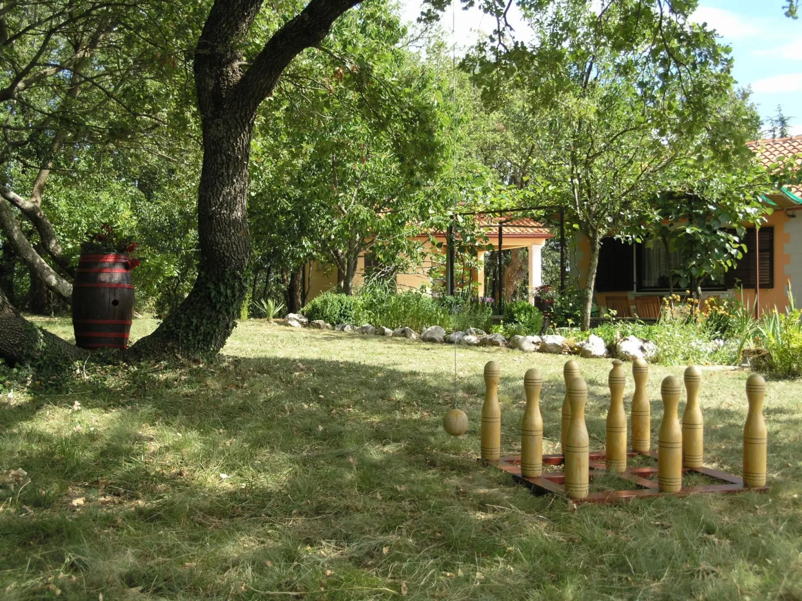 Landgut "Fragola" mit Blick auf die Berge-Buiten