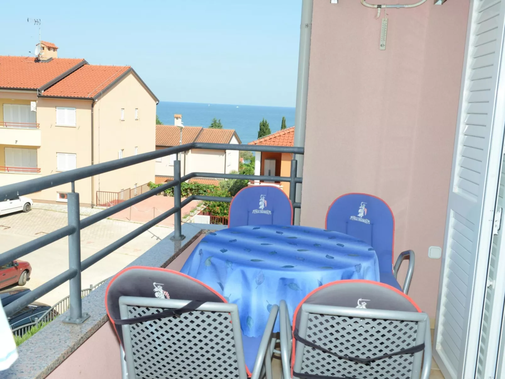 "Villa Pinta" mit Blick auf das Wasser-Buiten