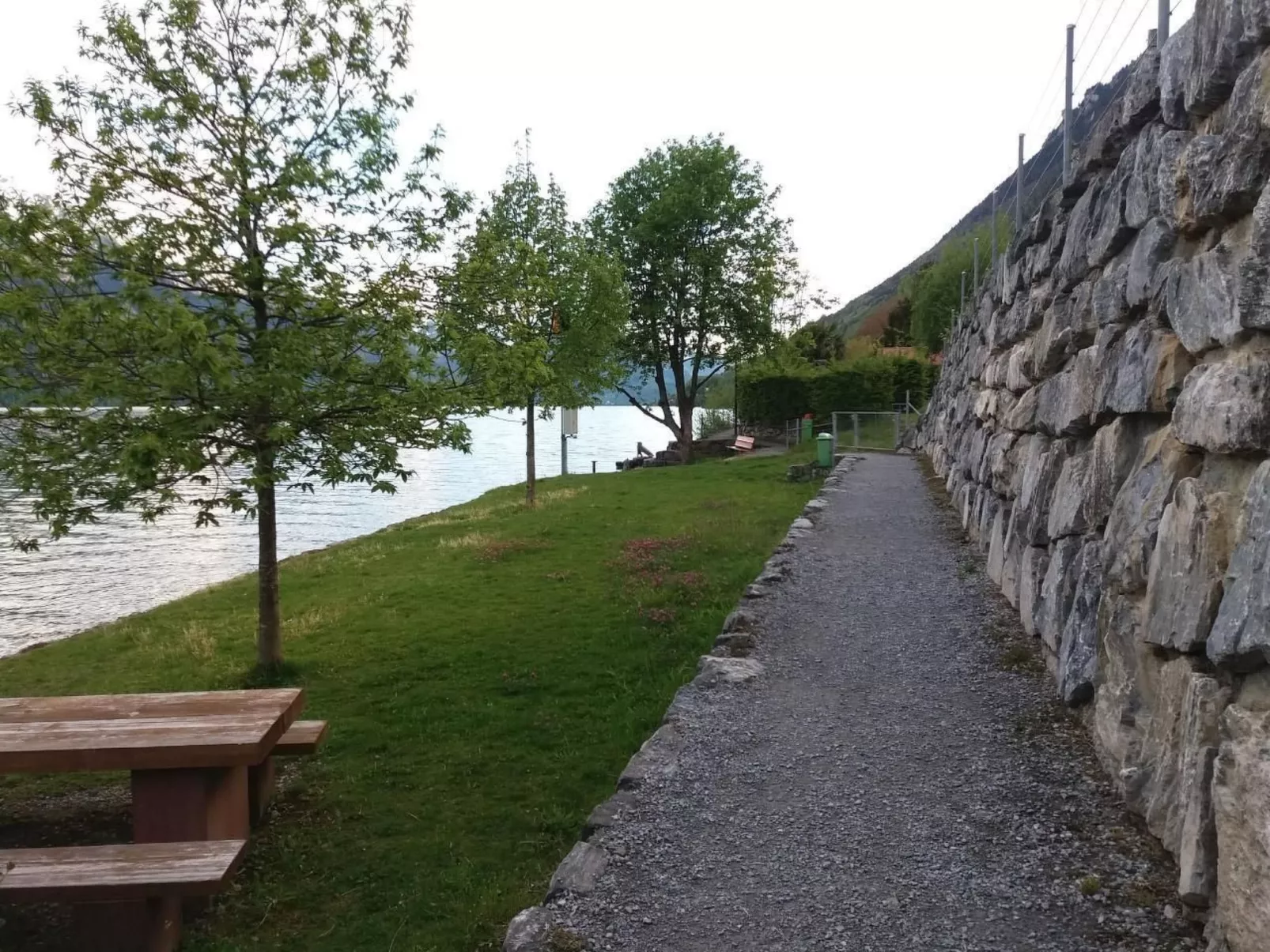 Chalet Holzwurm-Buiten