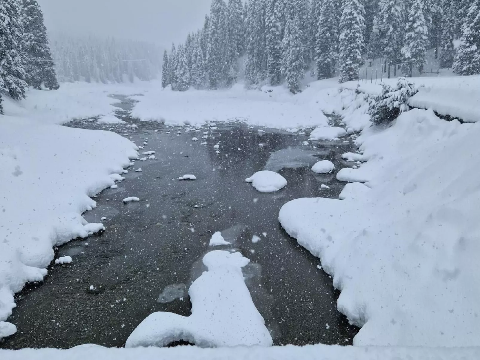Wohnung Bella vista & Alp'sport-Buiten