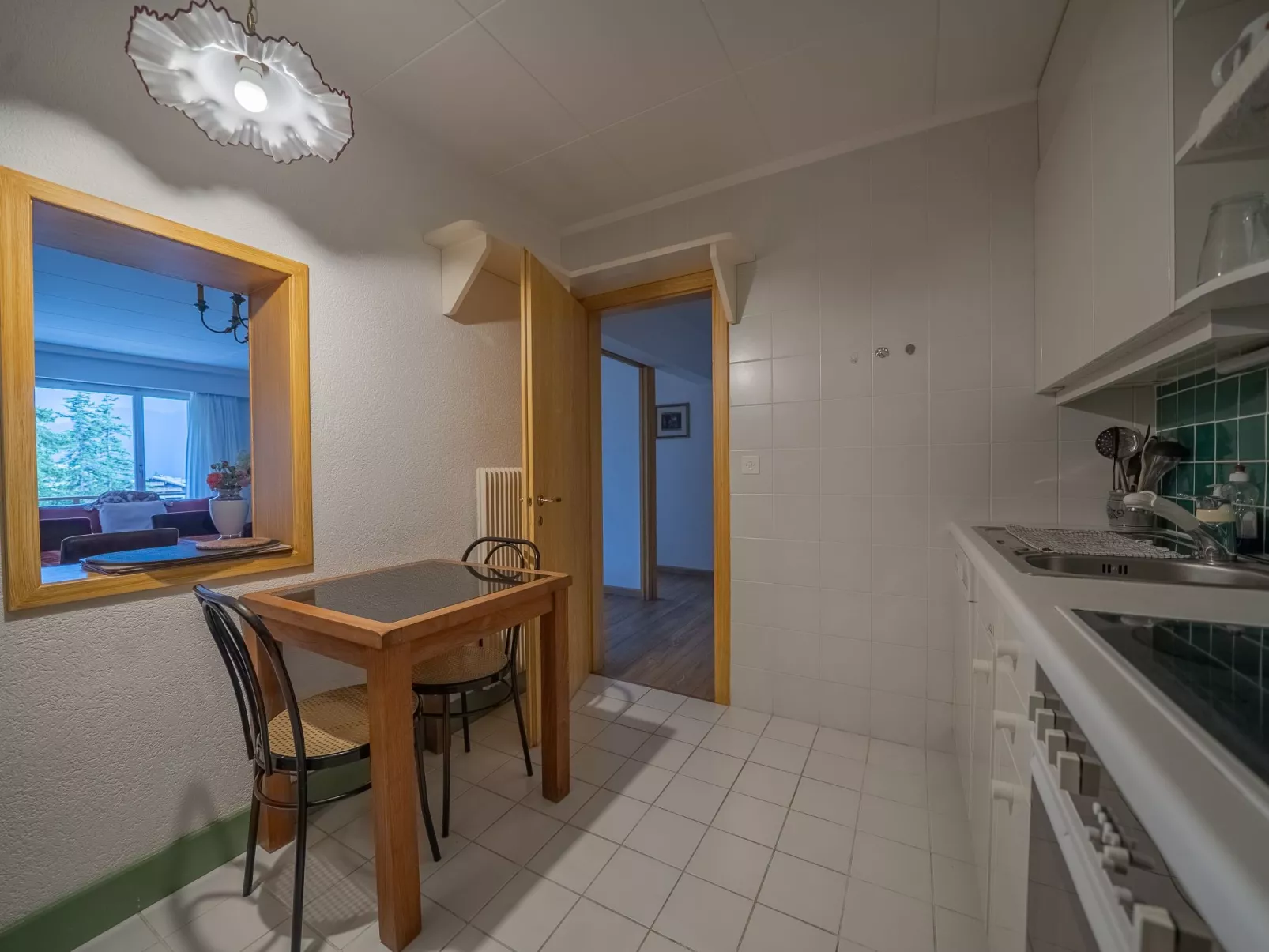 Wohnung mit Blick auf die Berge-Binnen