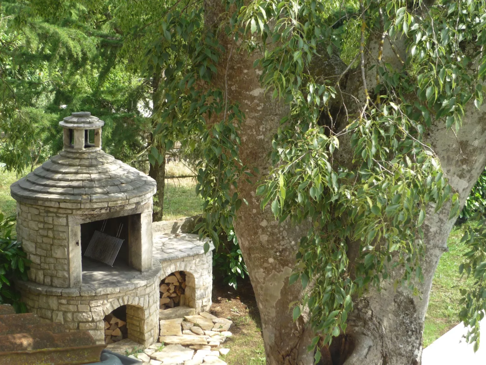 In Krculi mit Privatem Pool-Buiten