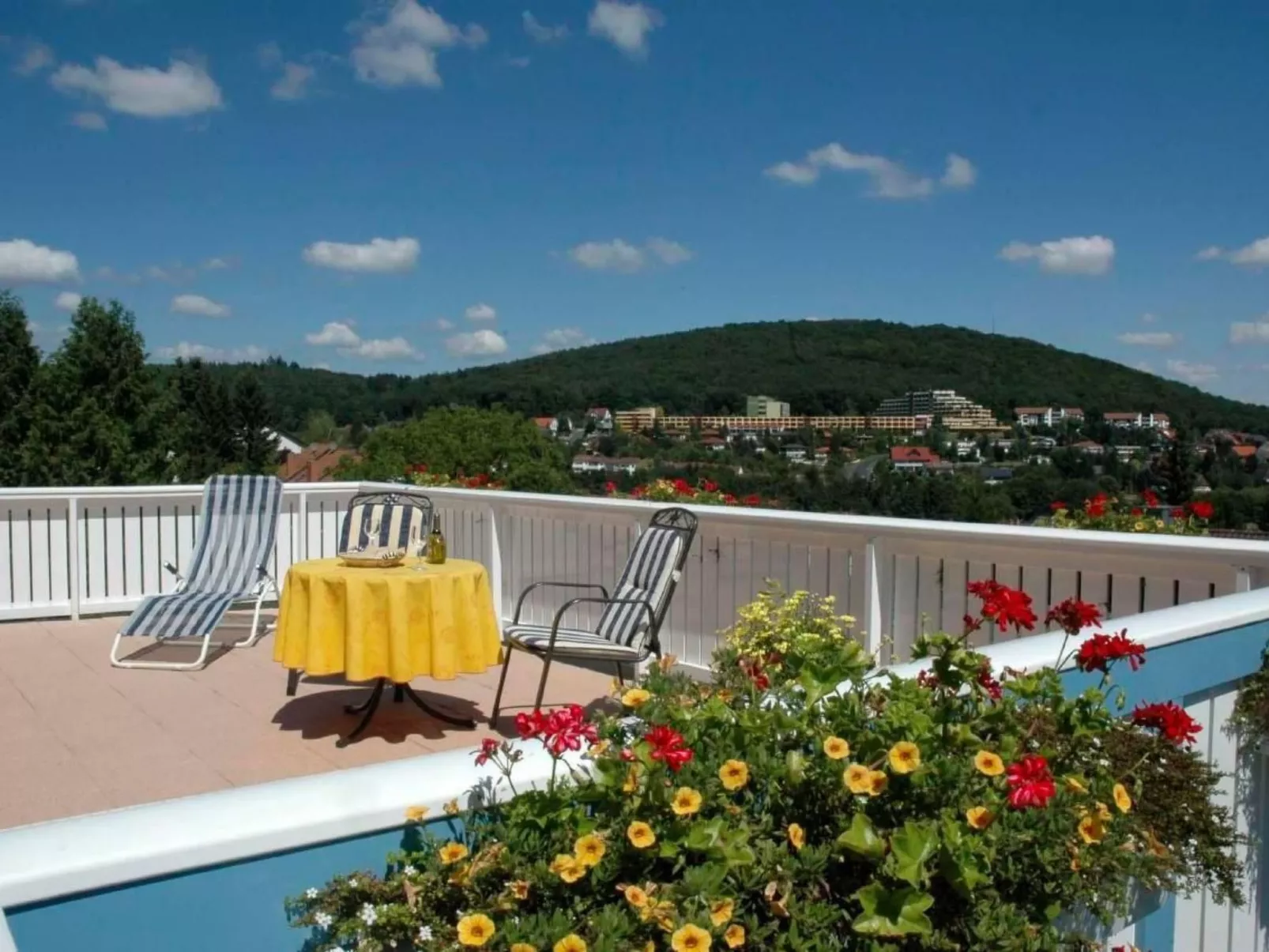 Haus Holzheimer mit Blick auf die Rhön-Buiten