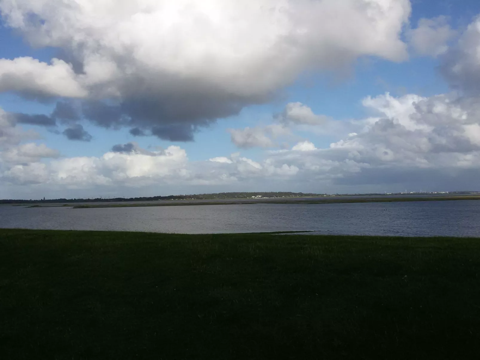 Wohnung in Osterdeich mit Terrasse und Garten-Image-tags.info