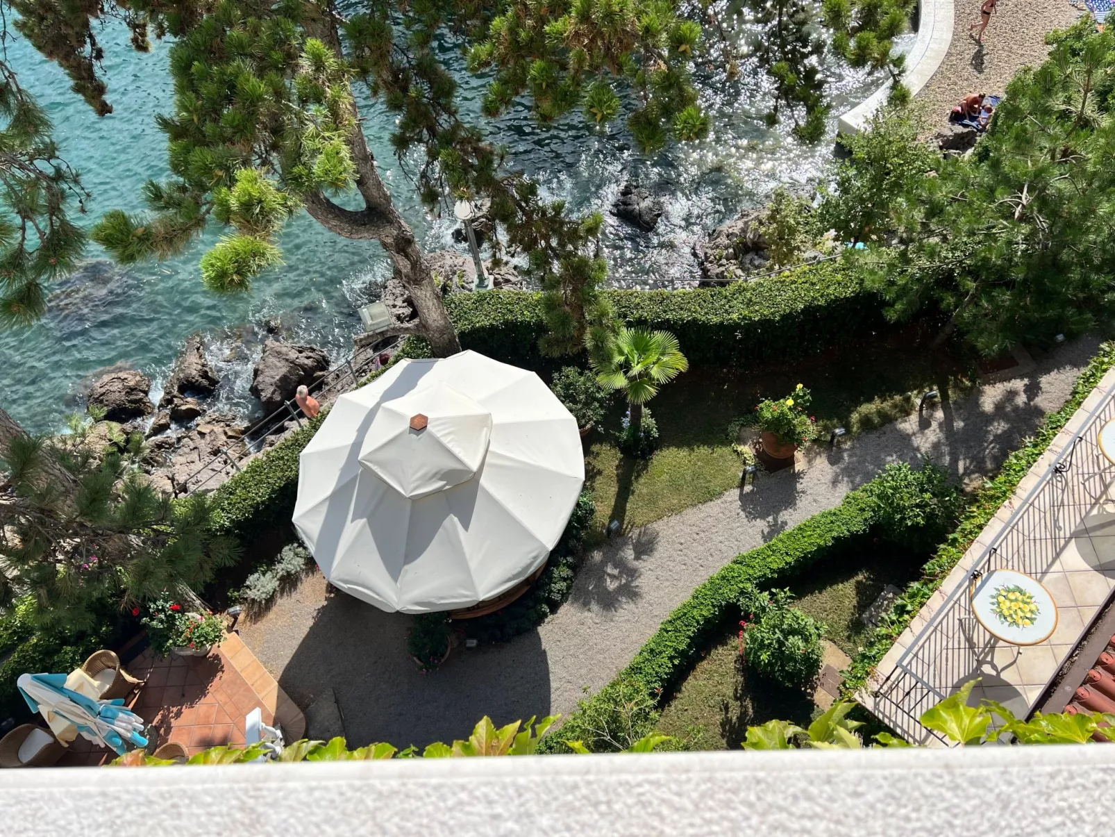 Appartement mit Terrasse-Buiten