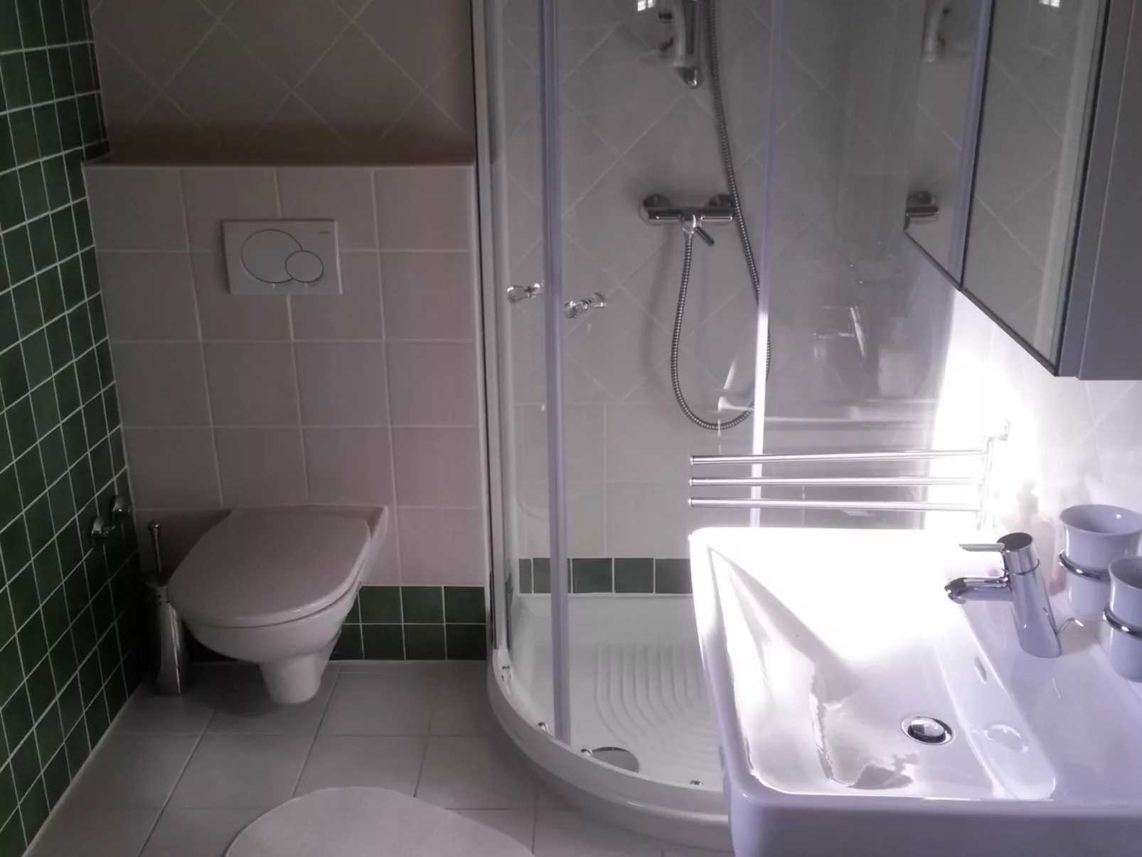 Großzügiges Ferienhaus mit Pool und Sonnenterrasse-Image-tags.info