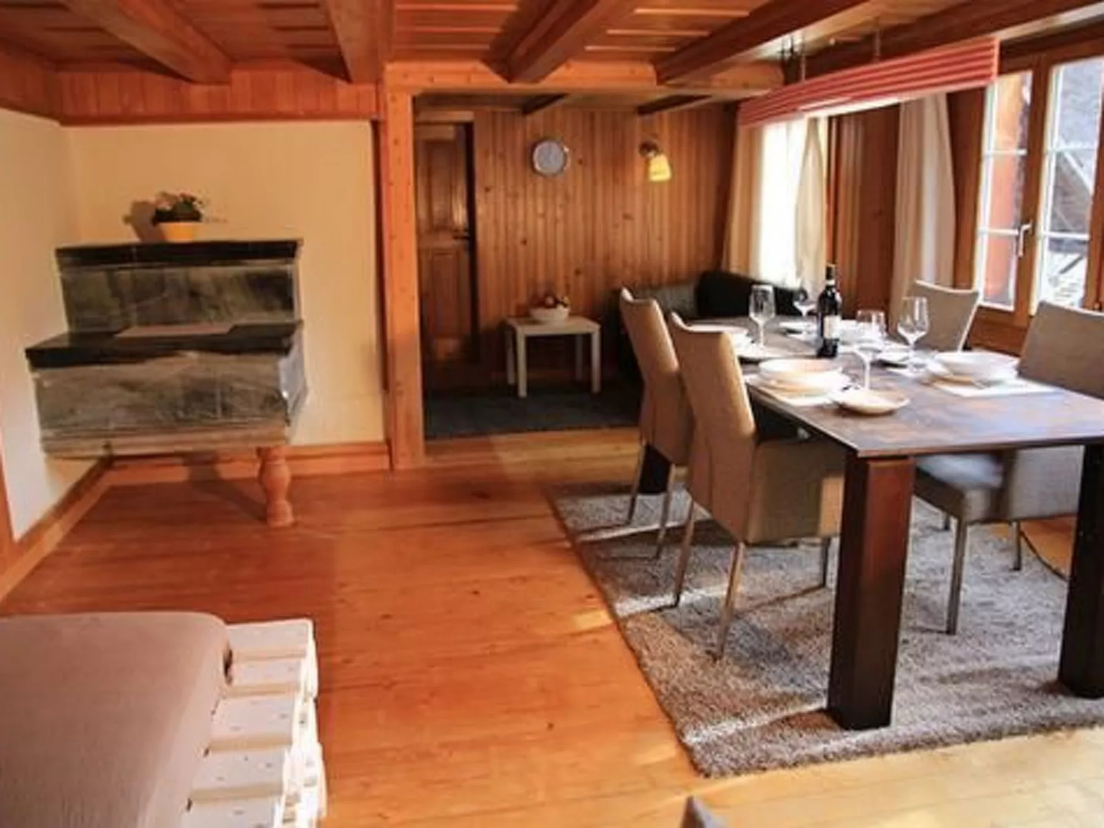 Chalet 9-Image-tags.info