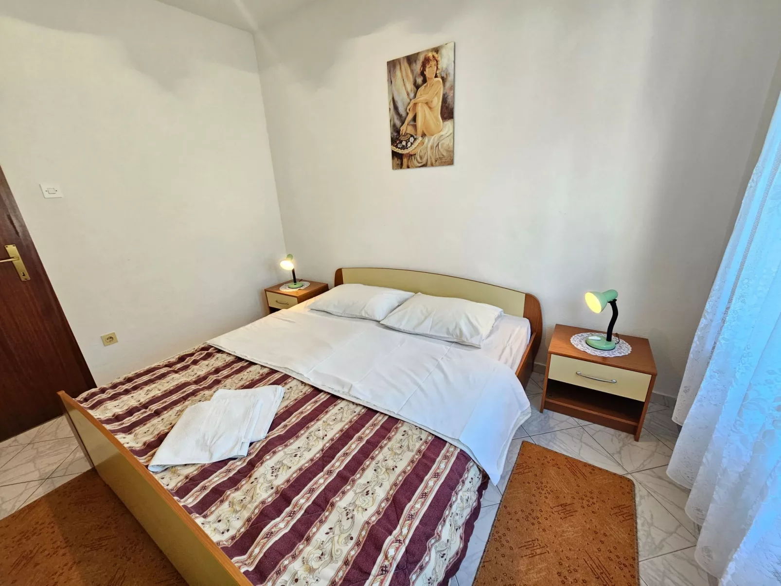 In Novi Vinodolski mit Grill, Terrasse und Garten-Binnen