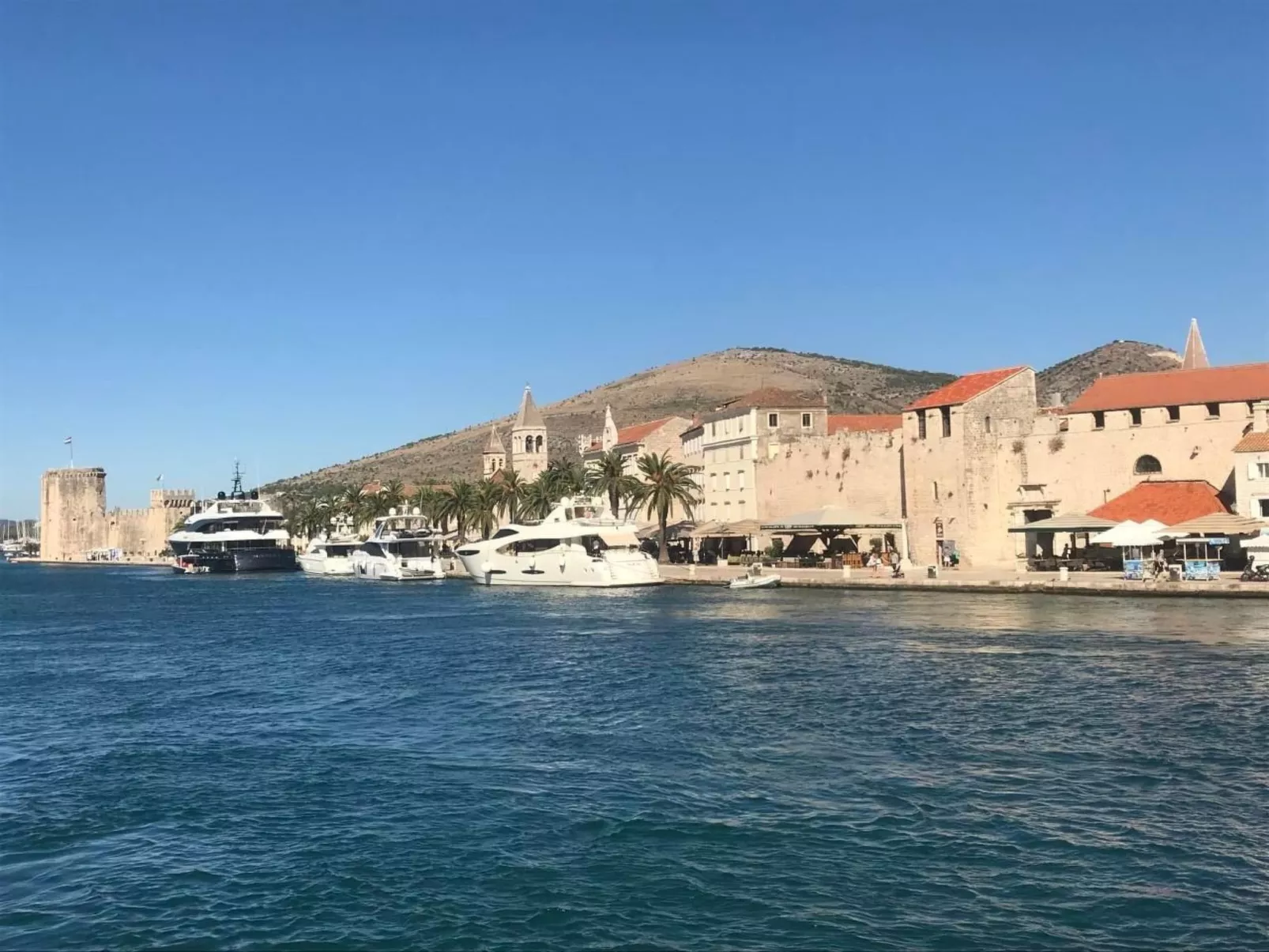 Villa Luna, Ap. 5 mit Pool-Buiten