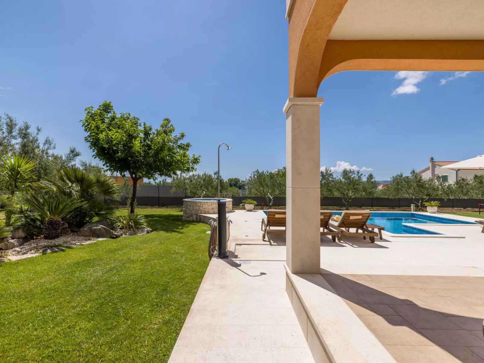 Villa Oasis privater Pool für bis zu 10 Personen-Image-tags.info