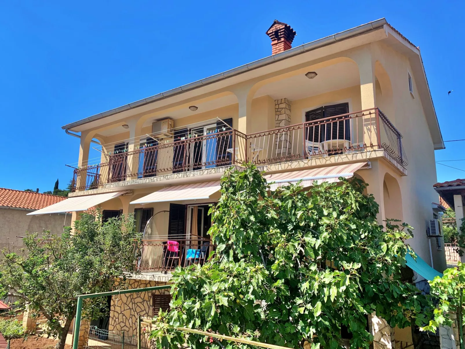 Apartment Santic-Buiten