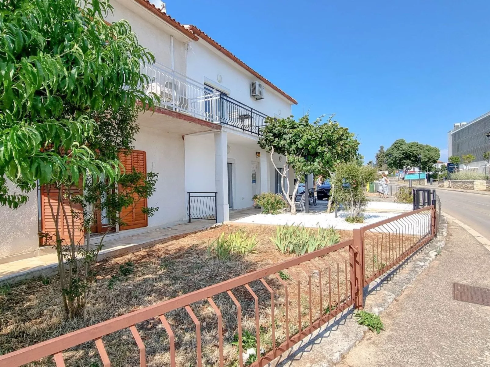 Apartment mit Meerblick für 4 Personen-Buiten