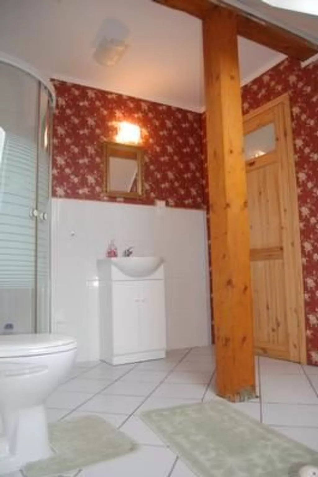 In Bychowo mit Großem Garten-Image-tags.info