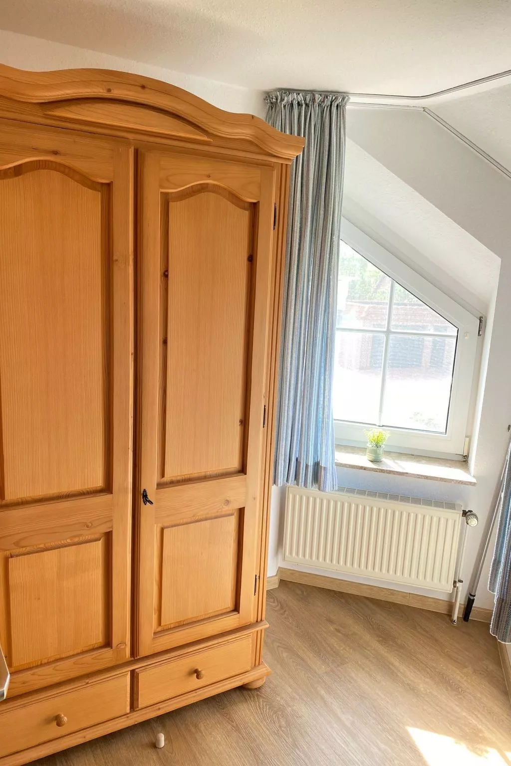 Walatoll-Image-tags.info