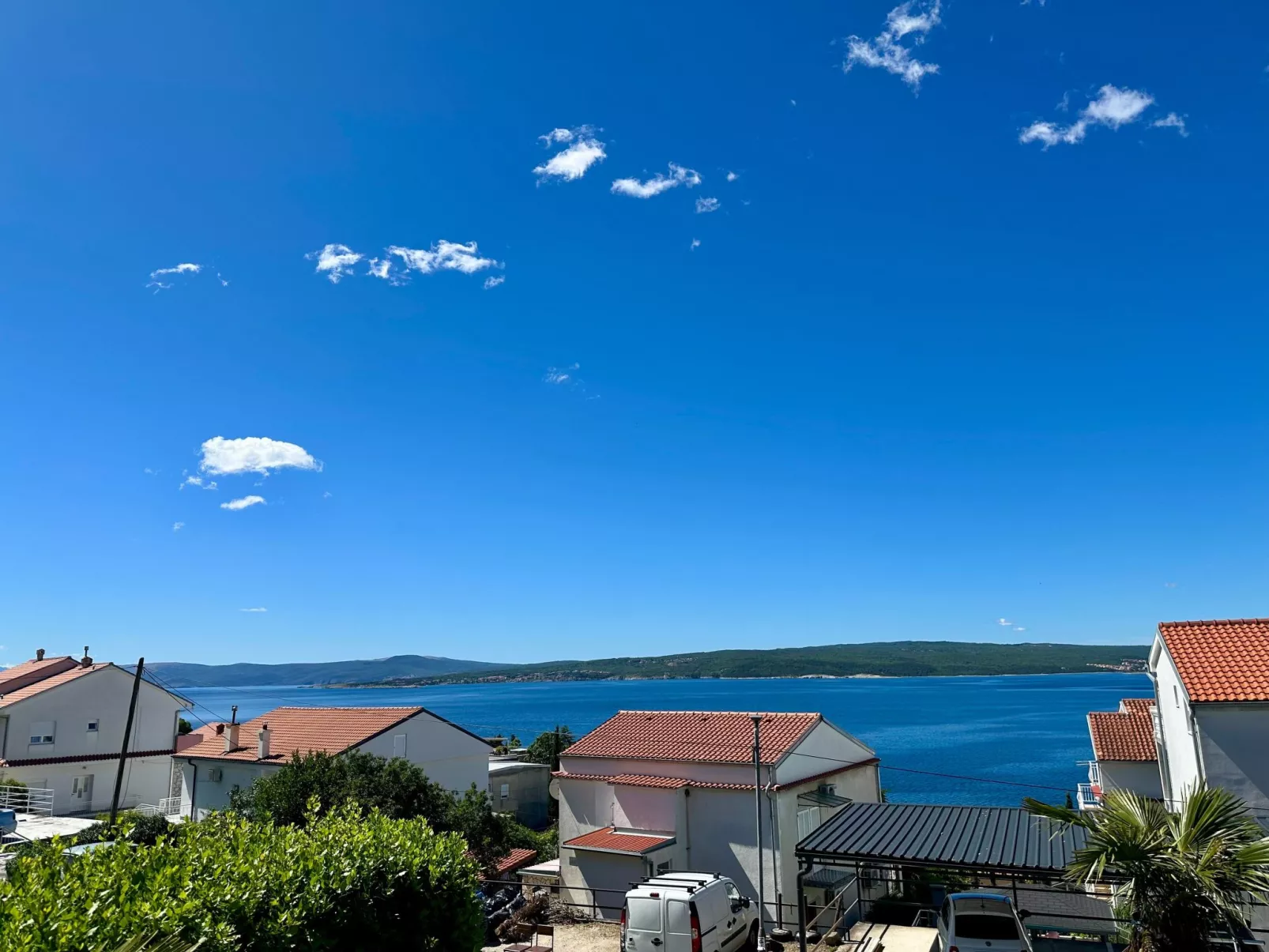 Gesamte Wohnung in Dramalj mit Terrasse und Grill-Buiten