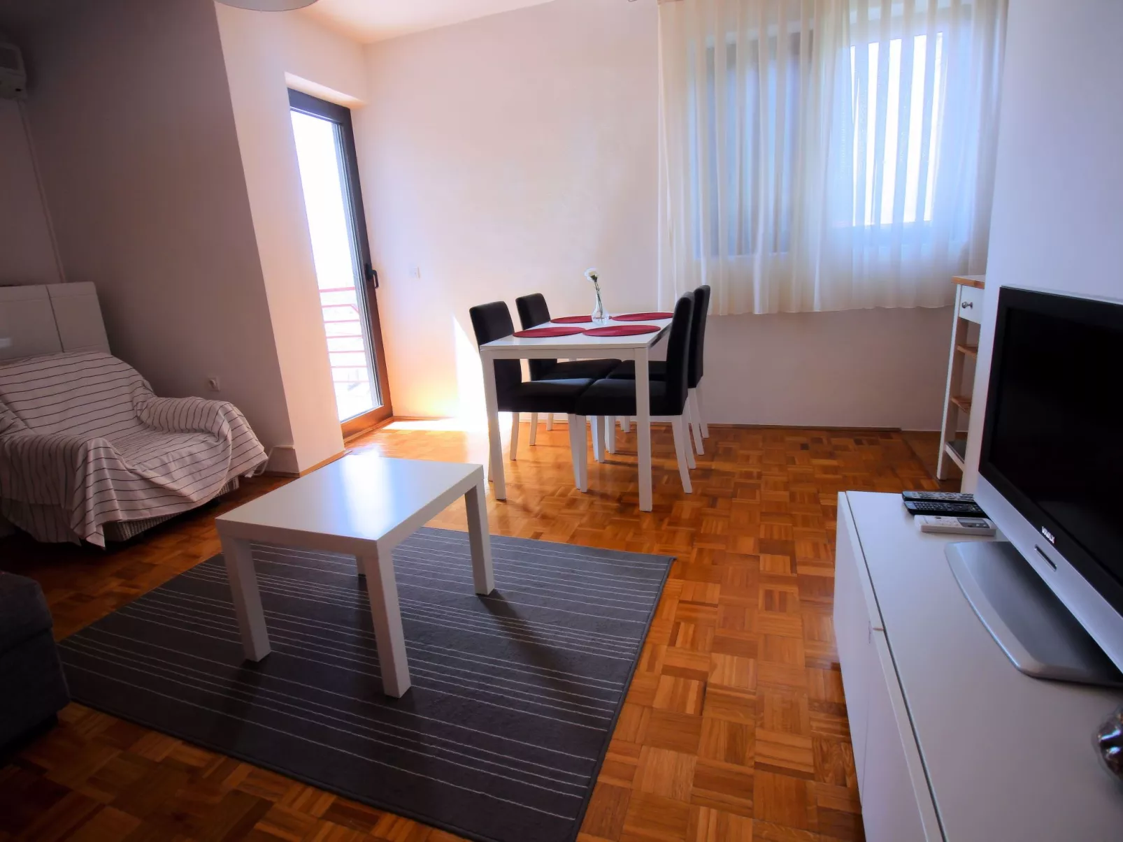 Apartment für zwei Erwachsene und zwei Kinder-Binnen