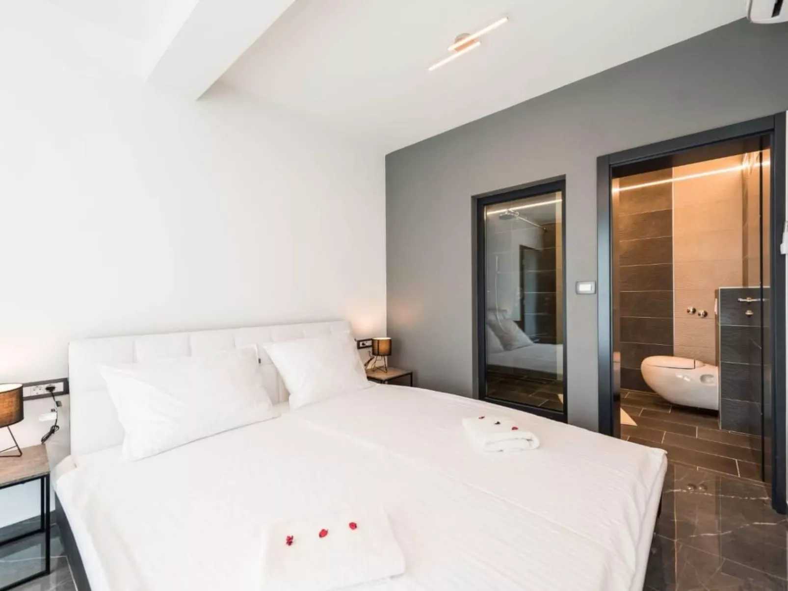 Villa Sandy Bay in Vodice-Binnen