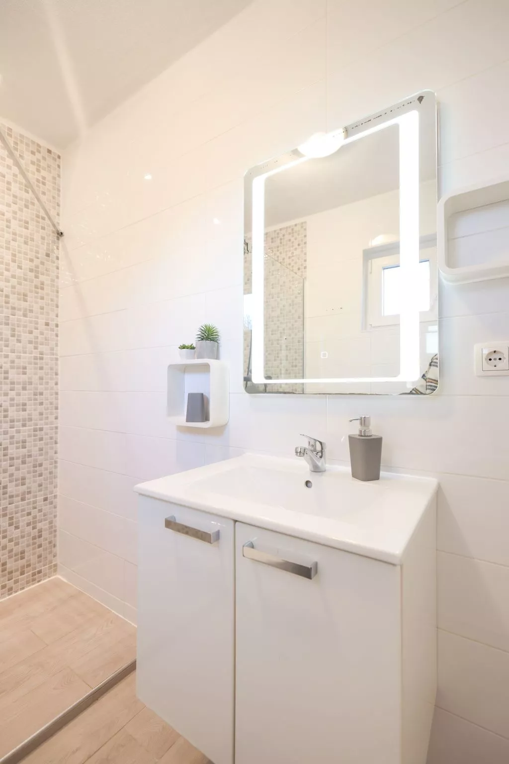 Wohnung "Siesta" direkt am Strand-Binnen