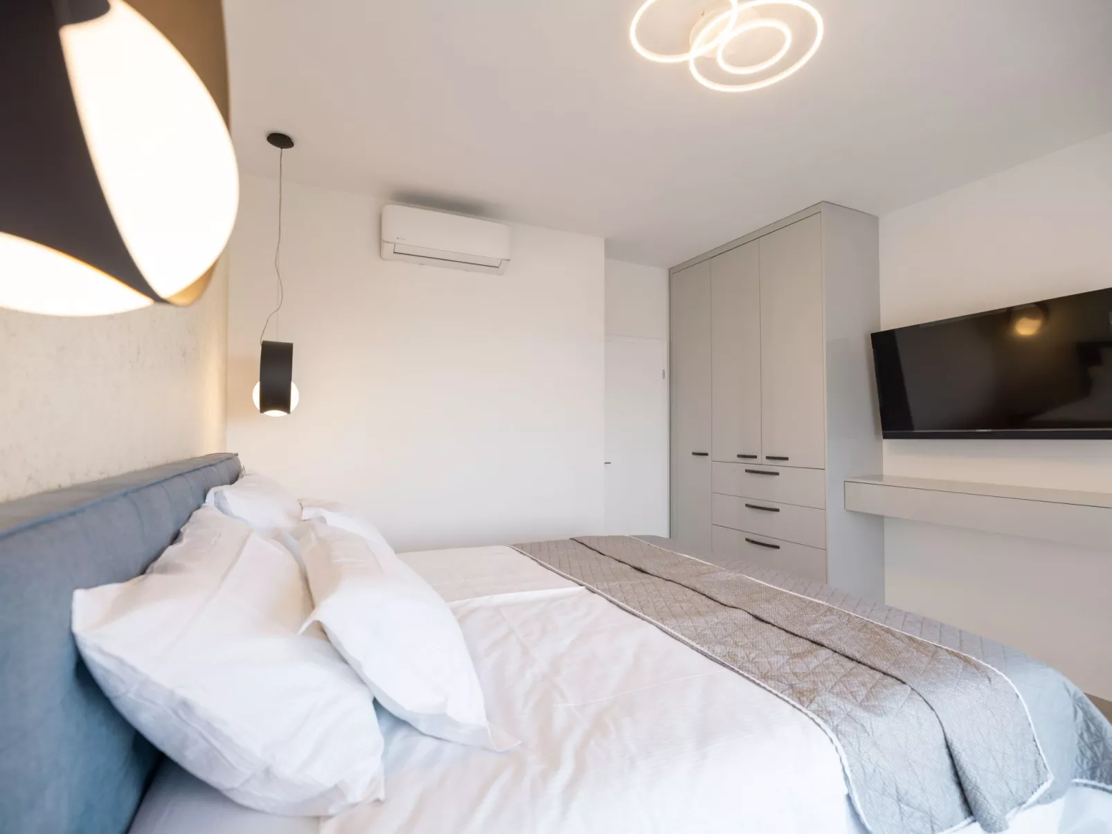 Villa Stellante mit privatem Pool und Meerblick-Binnen