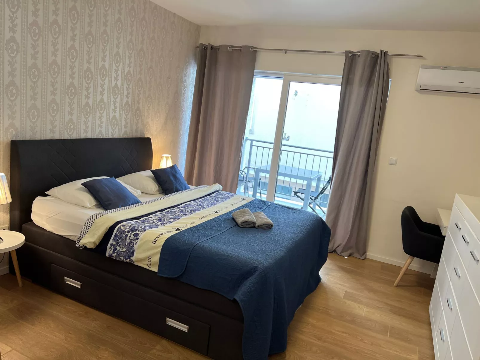 Studio-Wohnung am Meer Marina Mel-Binnen