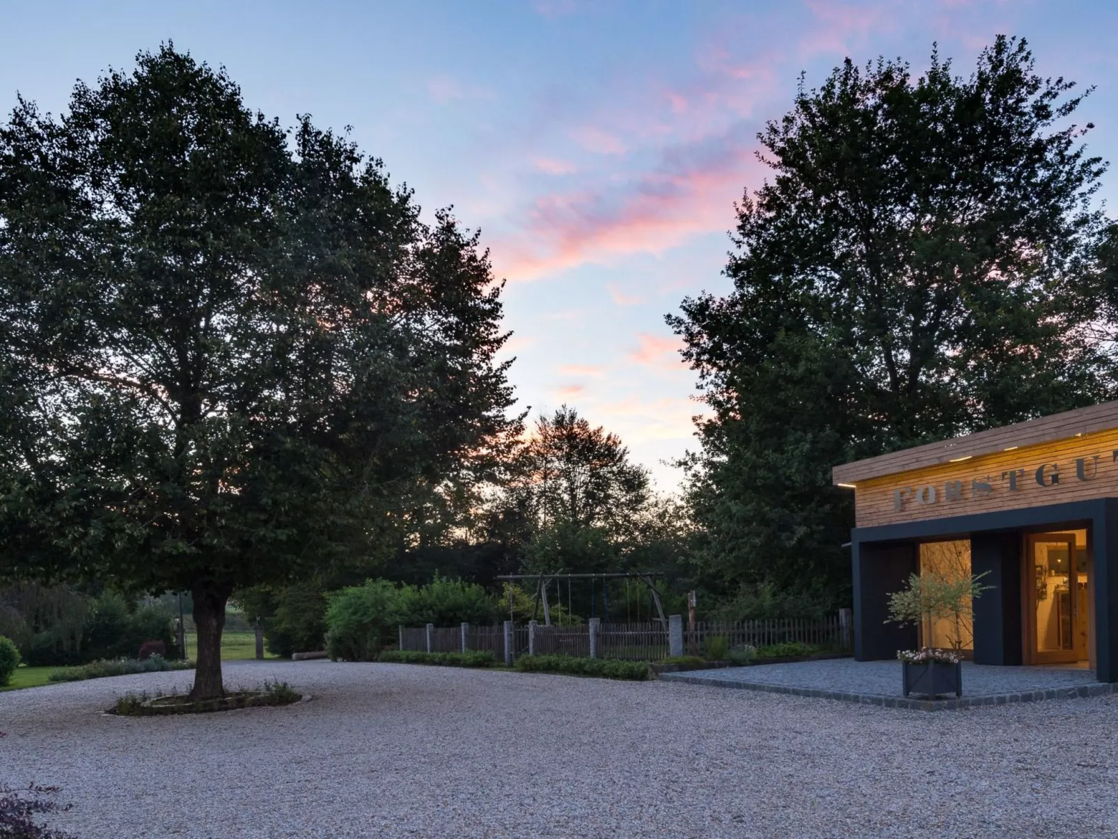 Exklusive Ferienwohnung mit eigener Sauna-Buiten