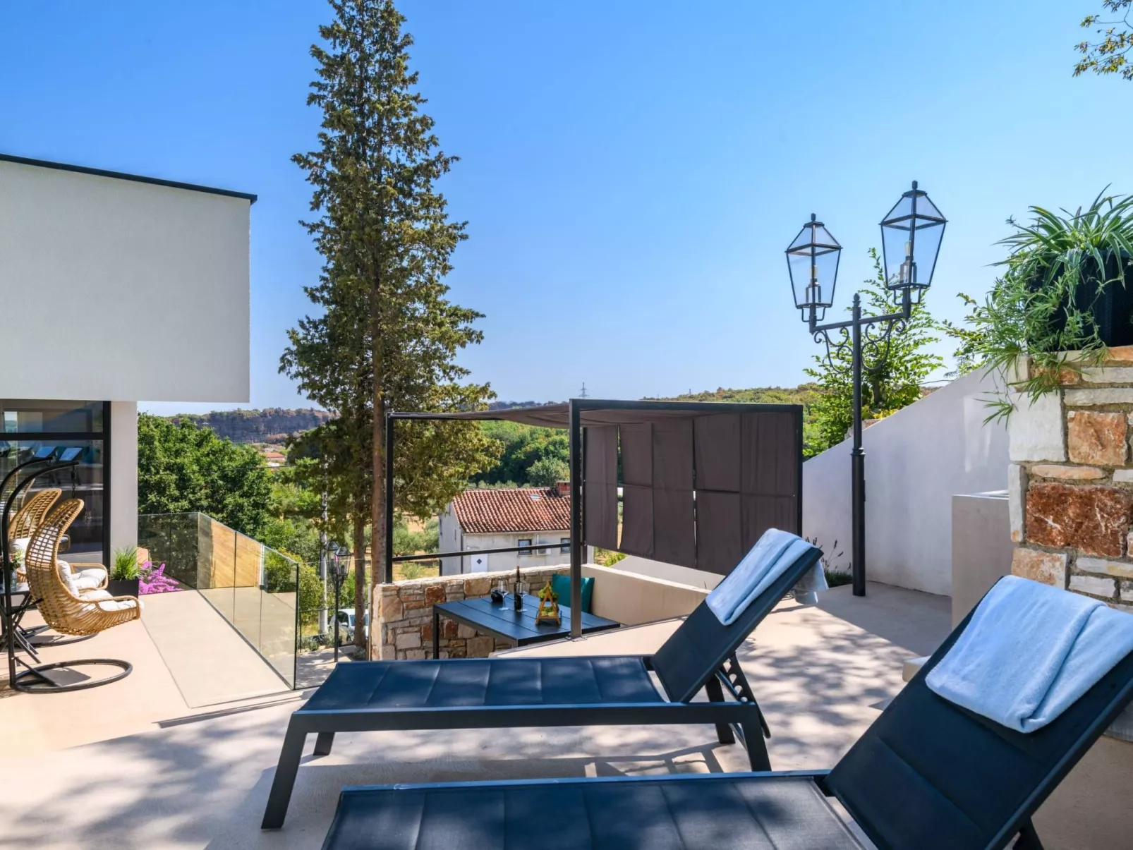 In Vintijan mit Privatem Pool-Image-tags.info