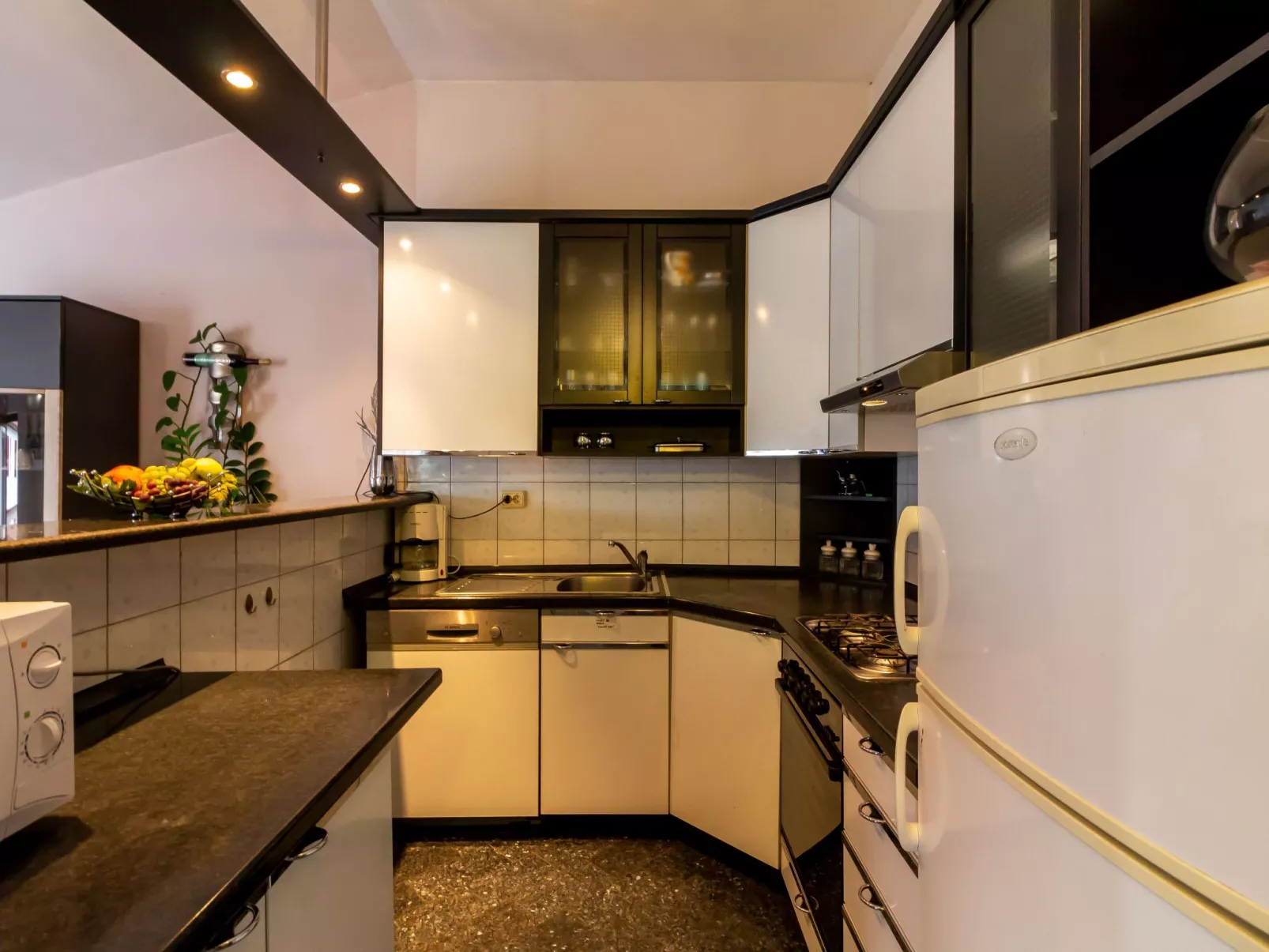 Ferienappartement Edi mit zwei Balkonen-Binnen