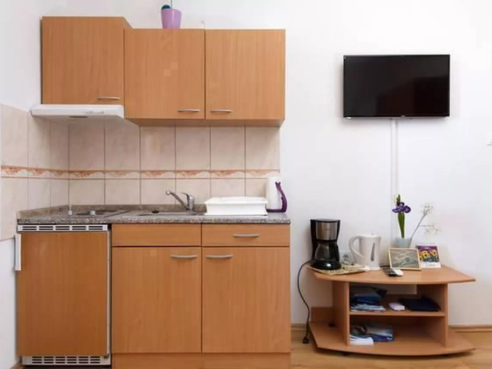 Studio mit Balkon für zwei Personen-Image-tags.info