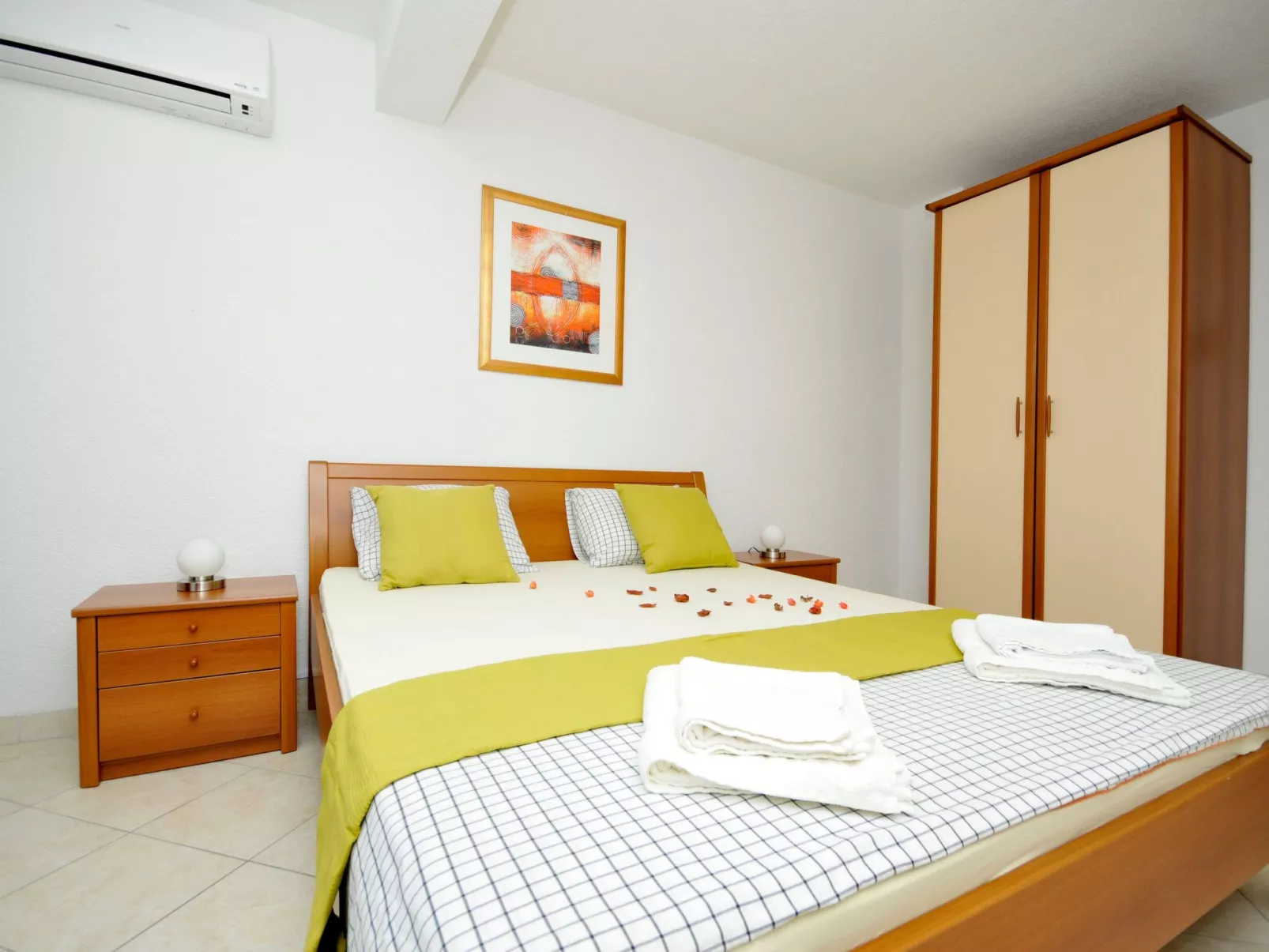 Schöne Ferienvilla Luna-Binnen